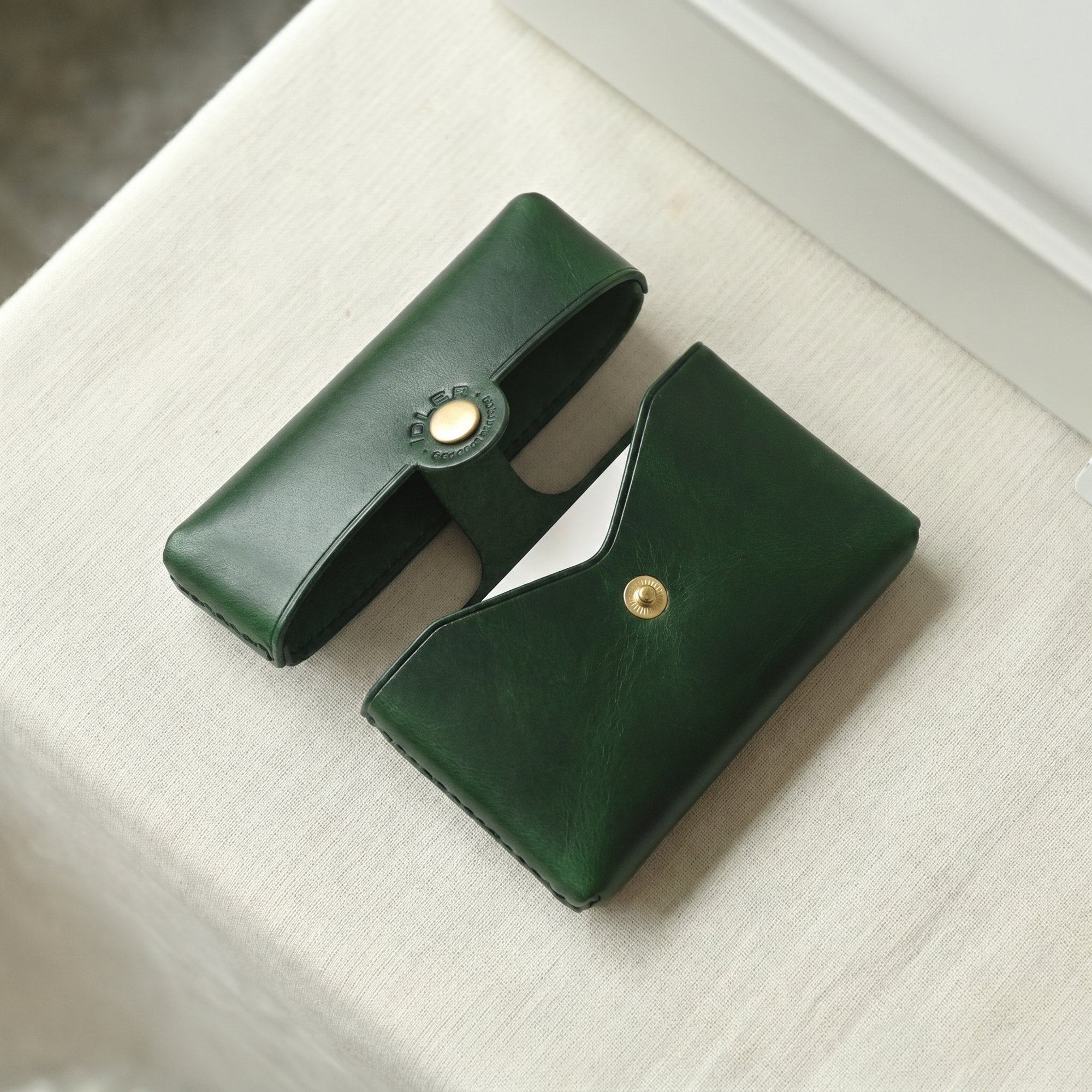 IZAKURA Origami Card Case